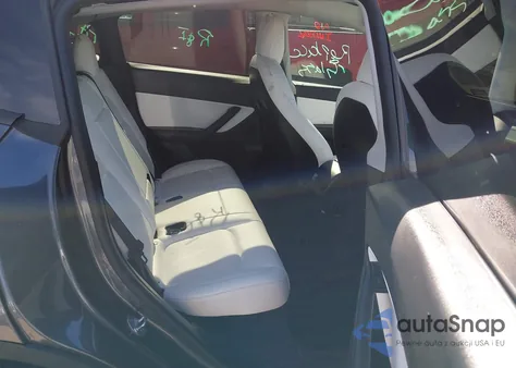 2022 Tesla Model Y Performance Dual Motor All-Wheel Drive from USA, damaged, VIN 7SAYGDEF4NF375954